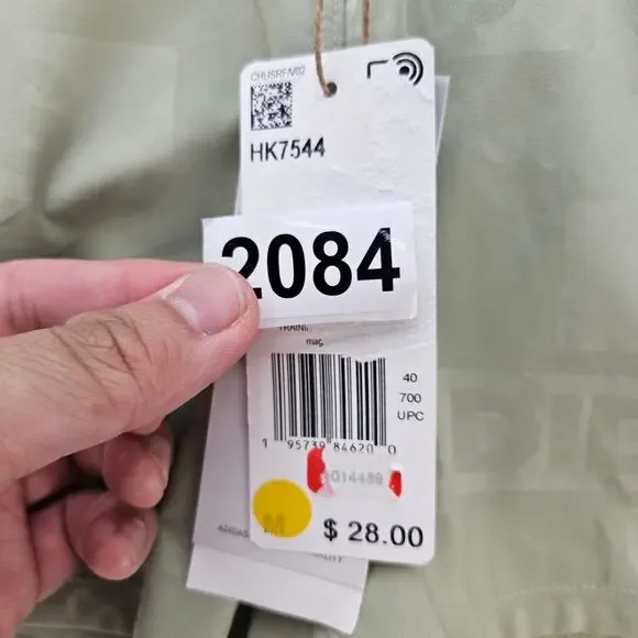 ADIDAS WOMEN'S MEDIUM PACER WOVEN DEBOSS TRAINING/RUNNING SHORTS LIME HK7544 NWT - Picture 5 of 6